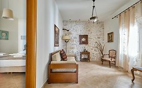 Ekavi Apartment